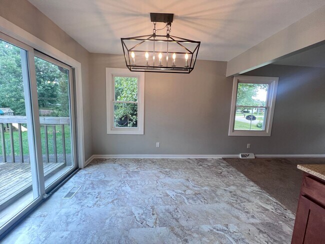 Building Photo - 3003 Winesap Dr NE