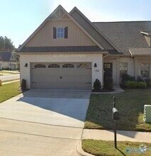 Building Photo - 701 Rivulet Dr SW