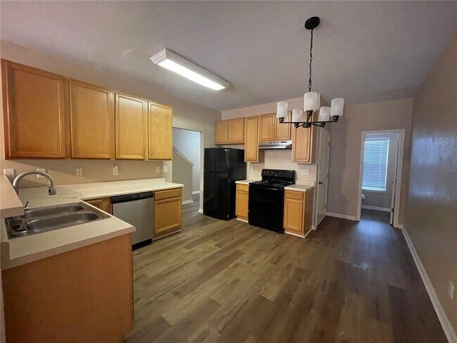Foto del edificio - 5092 Windsor Forrest Ln