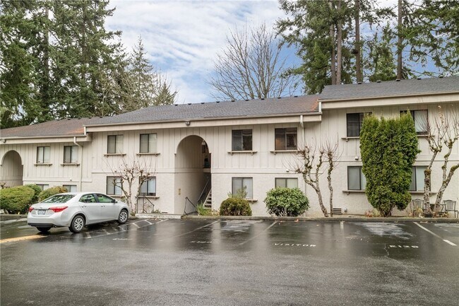 Building Photo - 12700 NE 116th St