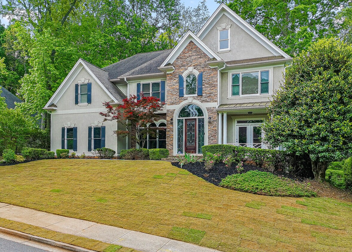 Primary Photo - 1340 Hillcrest Hts