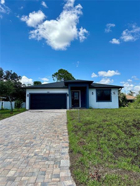 Foto principal - 2079 Barrister St