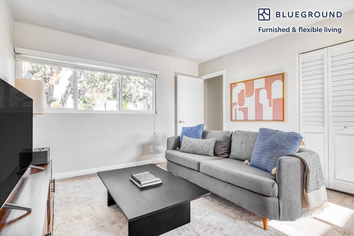 407 N Broadway Unit FL2ID640, Redondo Beach, CA 90277 Room for Rent