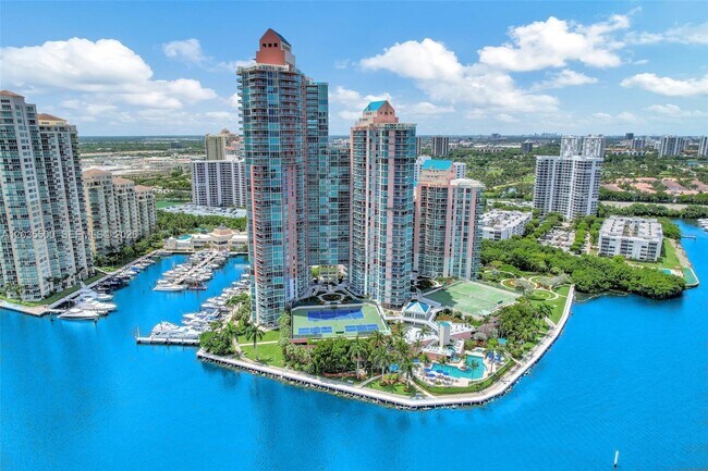 Foto del edificio - 3370 Hidden Bay Dr