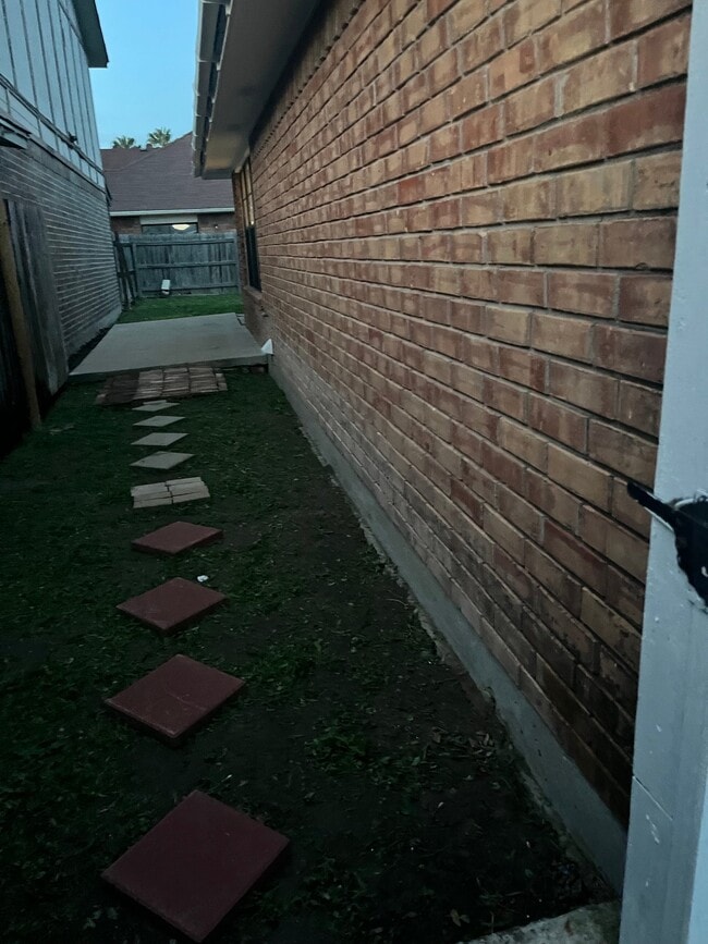 Foto del edificio - 1802 Bobcat Ln
