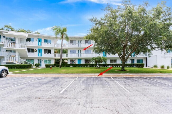 Foto del edificio - 8533 110th St