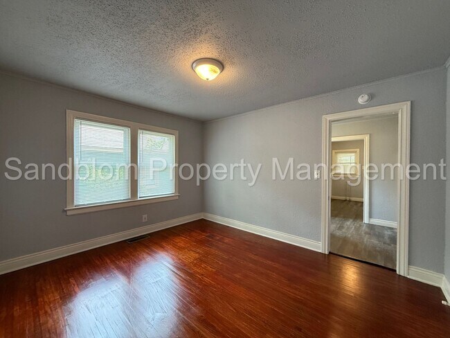Foto del edificio - For Lease | University of Tulsa | 2 bed, 1...