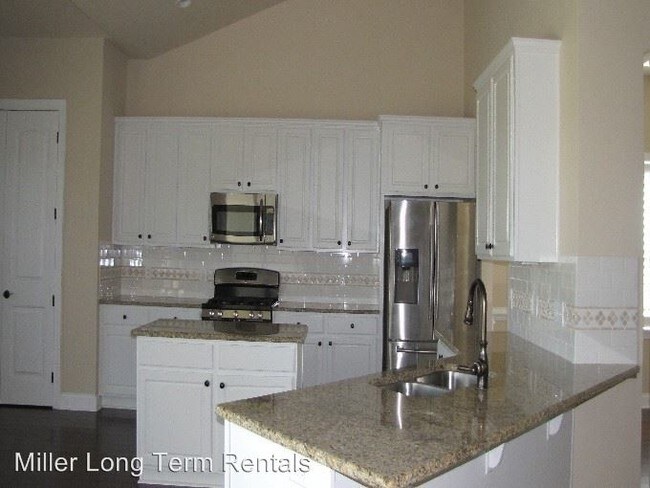 Building Photo - 3 br, 2 bath House - 228 Wood Chuck Lane