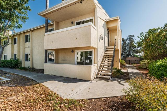 Foto principal - 9949 Erma Rd