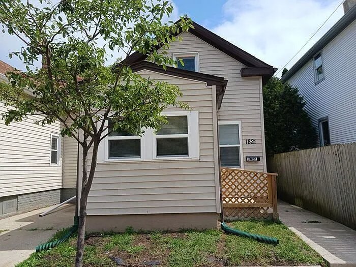 Foto principal - 1821 Marquette St