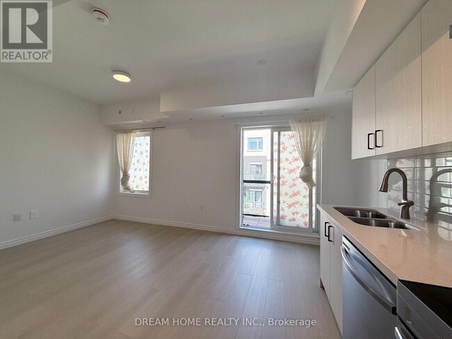 Building Photo - 3423 Sheppard Ave E