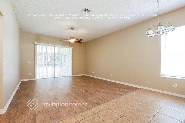 Foto del edificio - 400 Oak Springs Ct