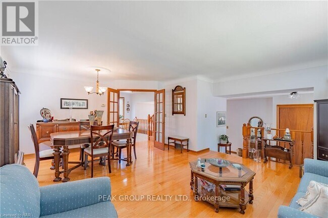 Photo du bâtiment - 7180 Freeman St