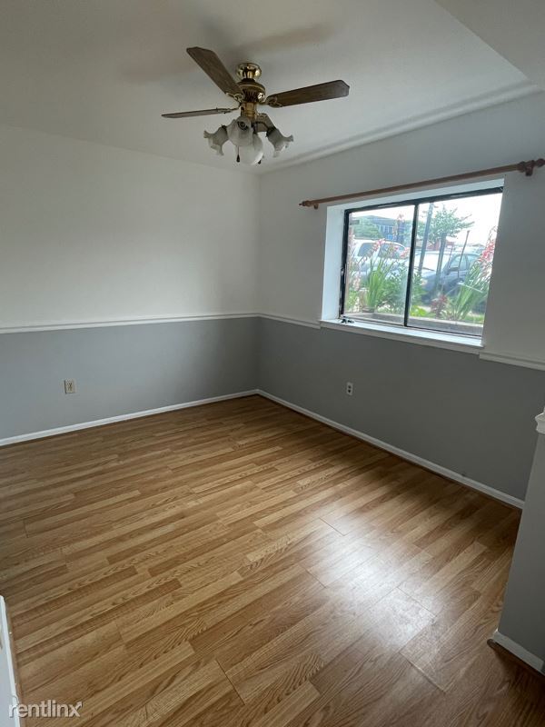 Foto del edificio - 1 br, 1 bath Condo - 9718 kingsbridge drive