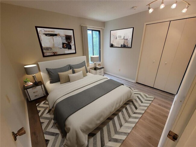 Foto del edificio - 14321 Fairway Dr