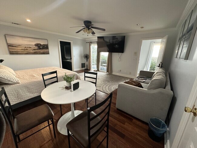 Dormitorio - 11832 S Circle Dr
