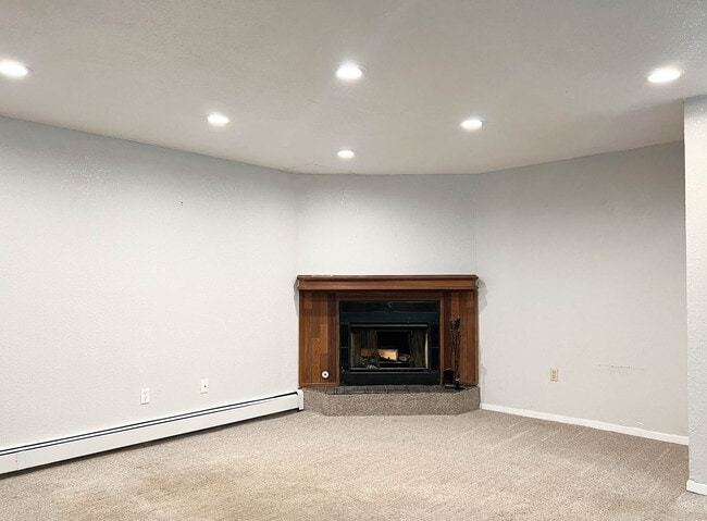 Photo - 132 N Lane St Townhome