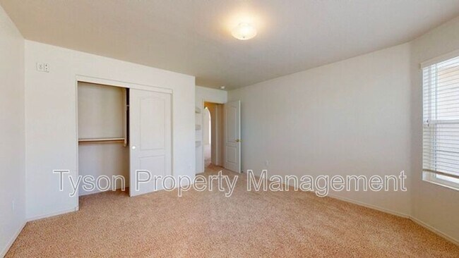 Foto del edificio - 3422 Stony Meadows Cir