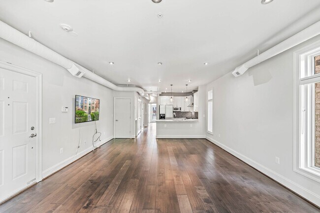 Foto del edificio - Modern U Street Condo | 2 Bed | 2 Bath | 1000 Sf | Large Balcony | 1 Parking Space