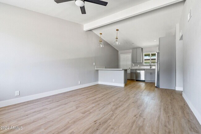 Foto del edificio - 39 W 9th Pl