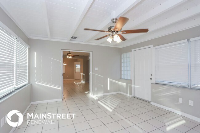 Foto del edificio - 1301 Farragut Dr N