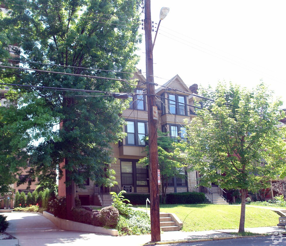 Primary Photo - 208-210 N Dithridge St