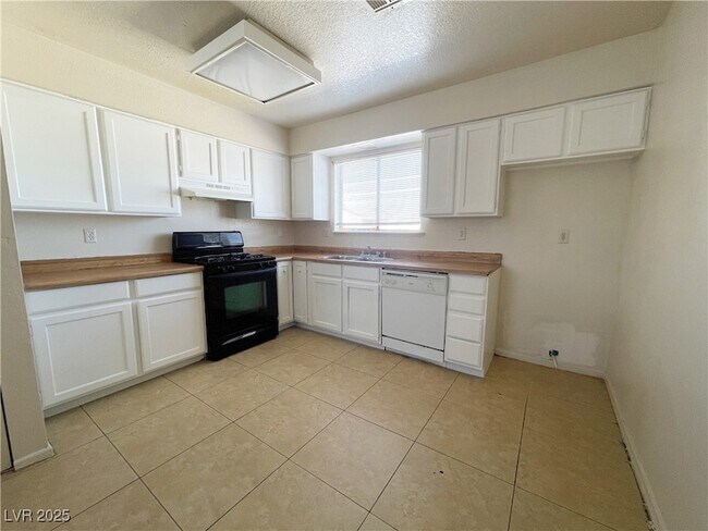 Foto del edificio - 6917 Mendon Ln