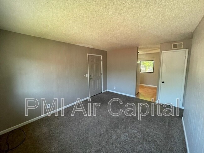 Foto del edificio - 1706 S Fern St