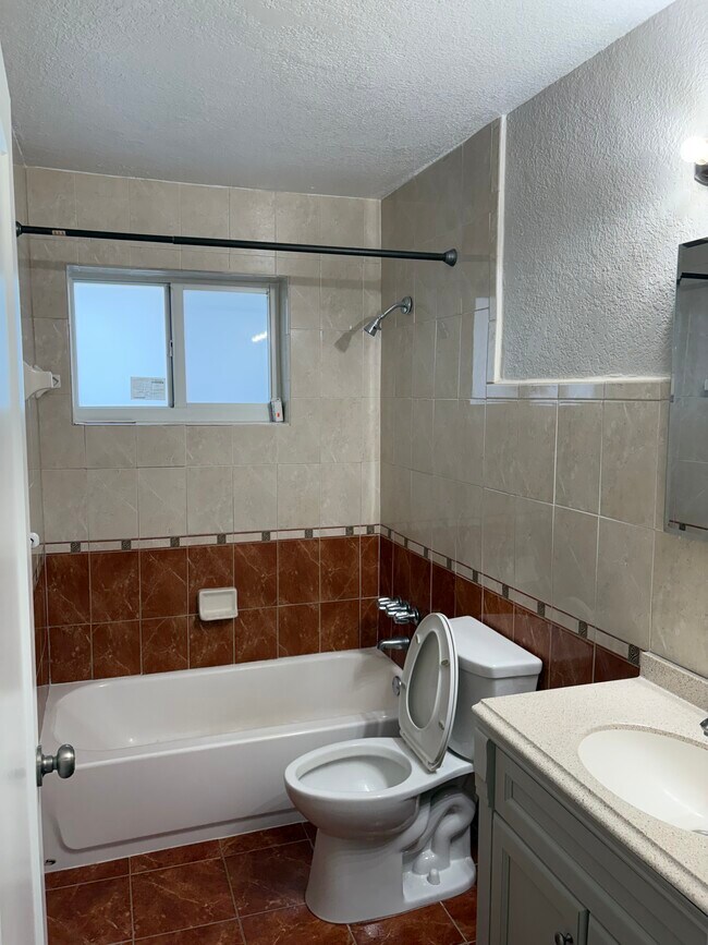 Foto del edificio - 338 NW 53rd St