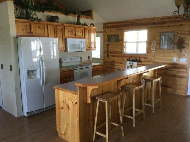 Building Photo - 709 Virgil View Ln