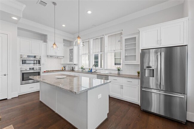 Foto del edificio - 9618 Riddlewood Ln