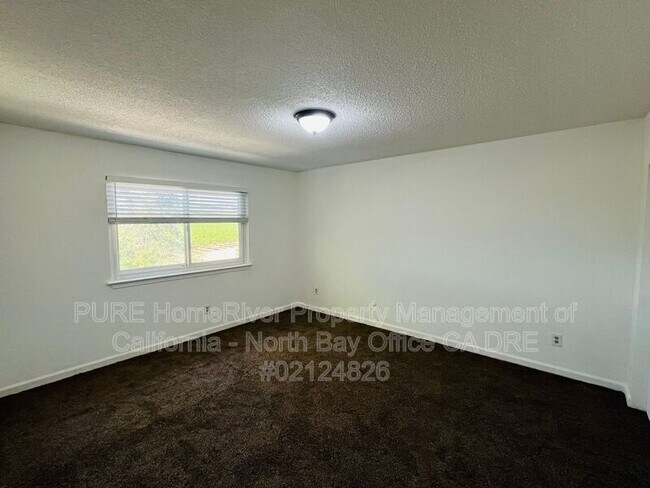 Building Photo - 150 Oak Manor Ct