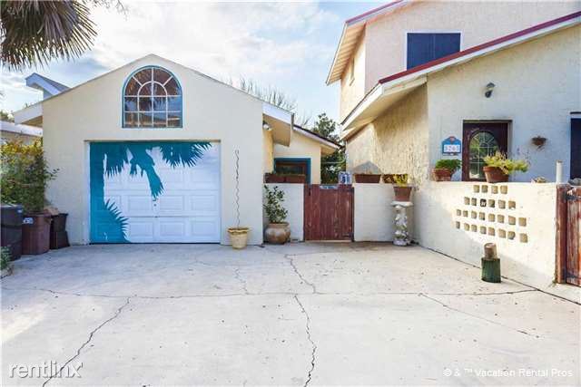 Foto principal - 5765 Rudolph Ave