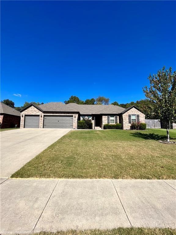 1710 Amber Way, Centerton, AR 72719 House Rental in Centerton, AR