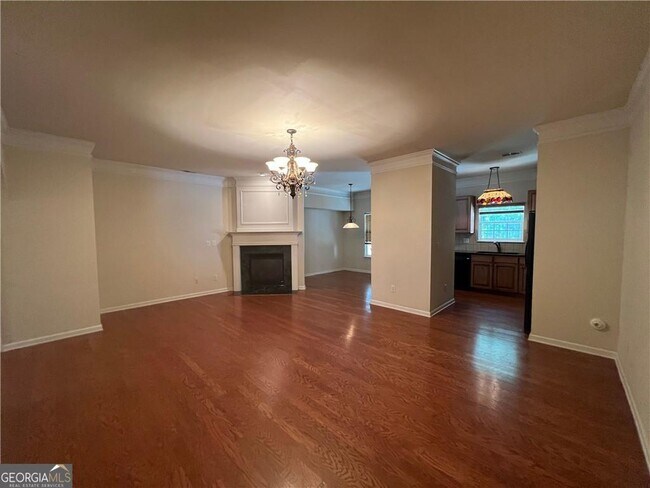 Building Photo - 9814 Murano View