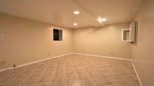 Foto del edificio - 9500 S Commercial Ave