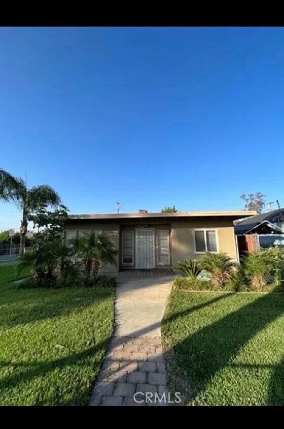 2795 Pleasant St, Riverside, CA 92507 Condo for Rent in Riverside, CA