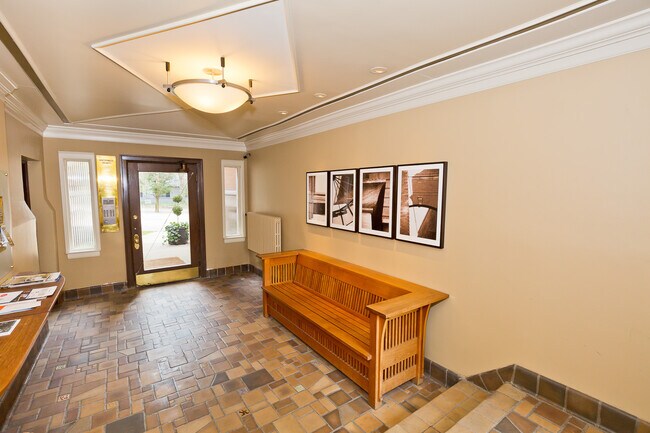 Foto del edificio - 327 Southfield Rd