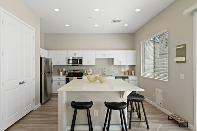 Building Photo - Corsica Villas at Euclid Avenue
