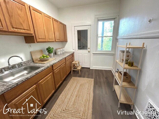 Foto del edificio - Cozy 2 Bedroom 1 Bathroom now available for rent!