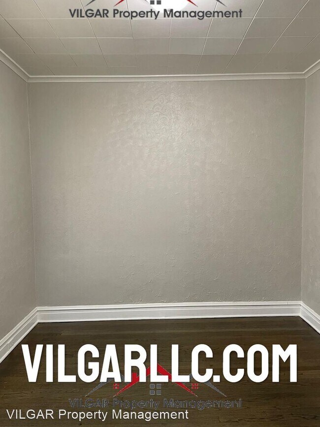 Foto del edificio - 3 br, 1 bath House - 6232 Harrison Ave.