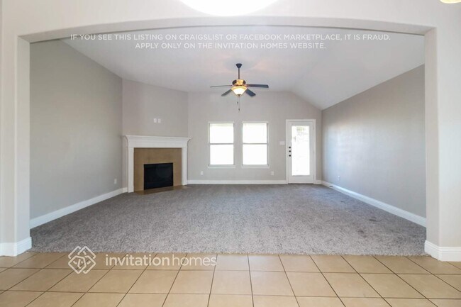 Building Photo - 105 Thorncreek Cir