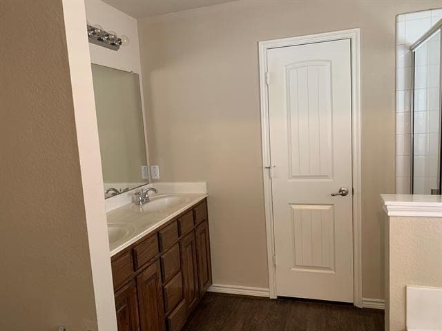 Foto del edificio - 2107 Colby Ln