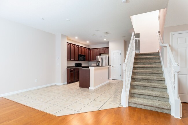 Foto del edificio - Lake Nona Preserve 3 bdrm townhome ready f...
