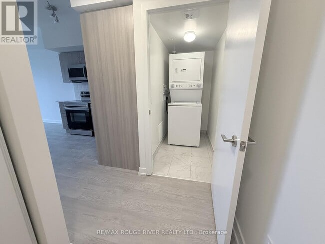 Building Photo - 1010 Sandy Beach Rd