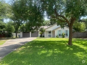 Building Photo - 8817 Kiwi Pl