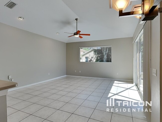 Building Photo - 6492 Rookery Cir