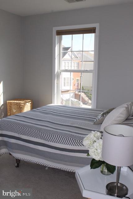 Foto del edificio - 2510 Patricia Roberts Harris Pl NE