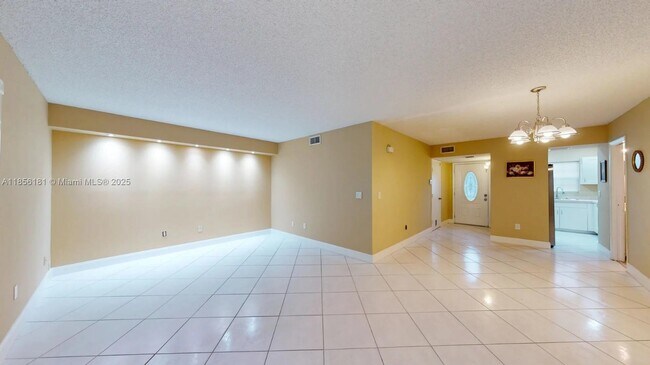 Foto del edificio - 12171 SW 50th St