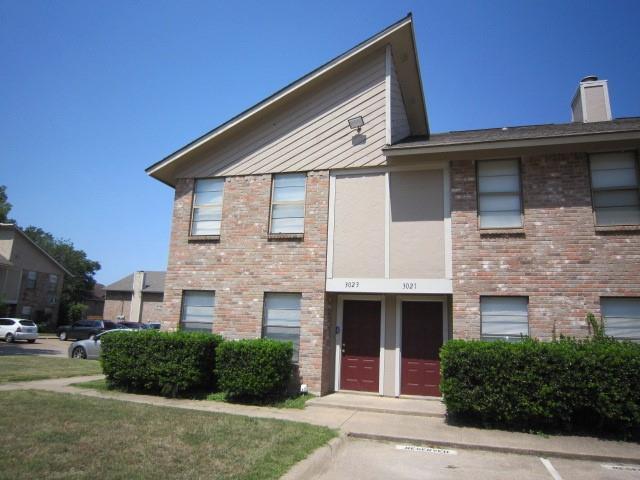 Primary Photo - 3017 W Sycamore Cir